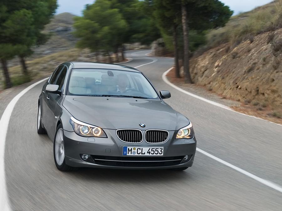  BMW 5-Series 2008 года  (фото 10 из 20)